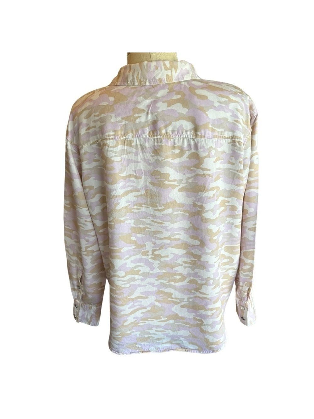 Women’s Calvin Klein Tan & Pink Camo Print Boyfriend Button Down Shirt Small - Picture 6 of 10